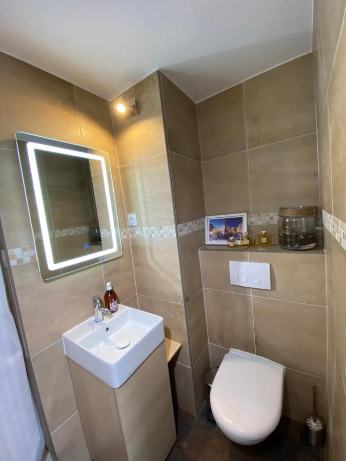 Studio Gare Part Dieu Лион Экстерьер фото